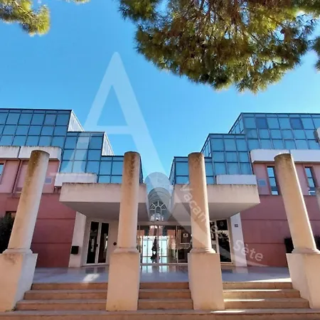 Cap Corniche Piscine, 4 Personnes Clim, Wifi Et Parking